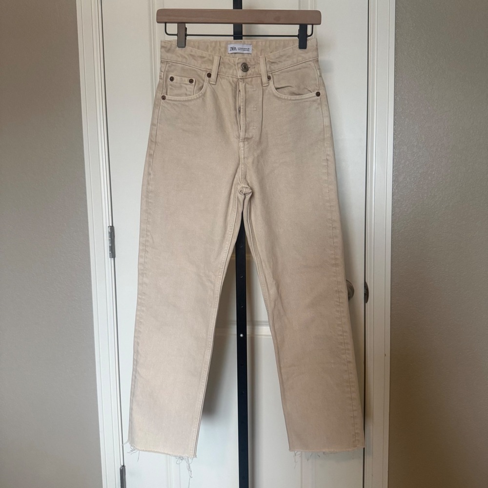 ZARA Beige High Rise Mom Jeans Women Size 2 - Picture 2 of 11